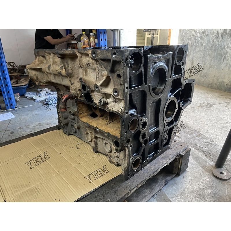 Liebherr D934 D934T Cylinder Block Of Engine , 9073743 Diesel Engine Crankcase